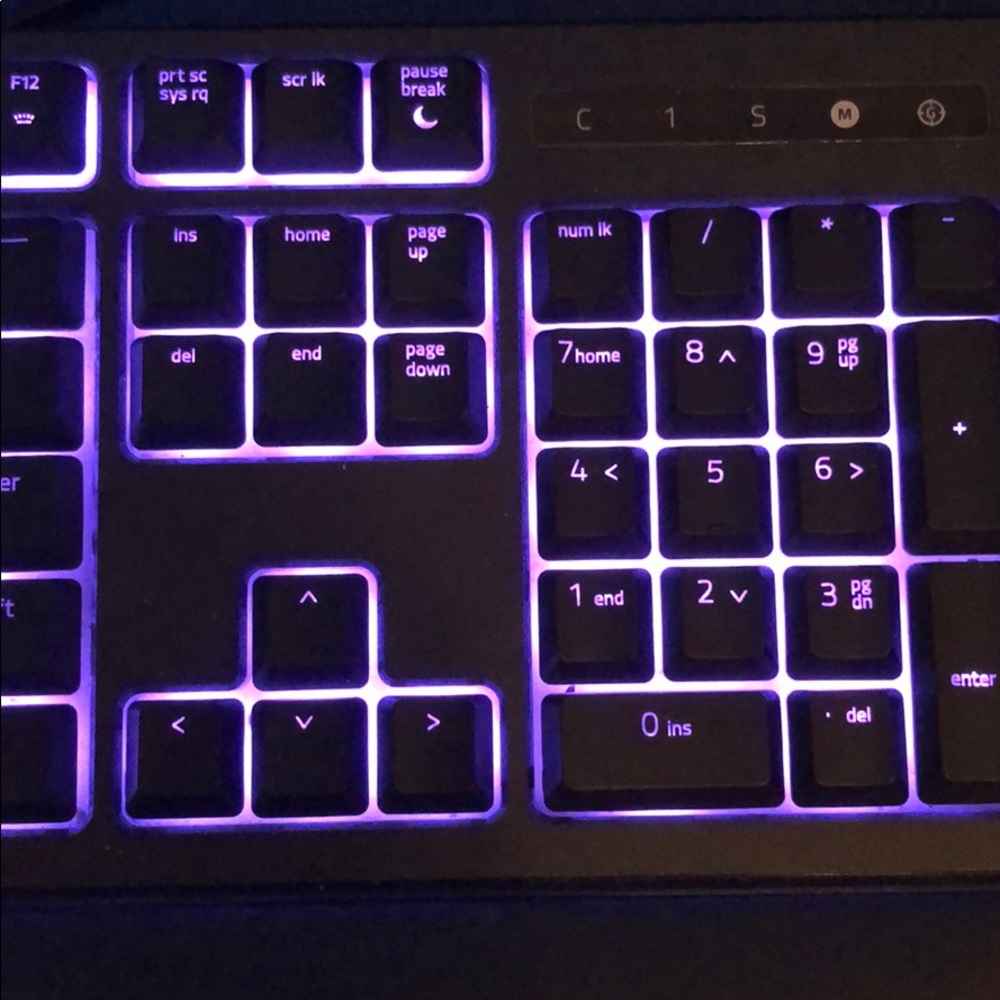 Razor keyboard changes different colors - Picture 7 of 8
